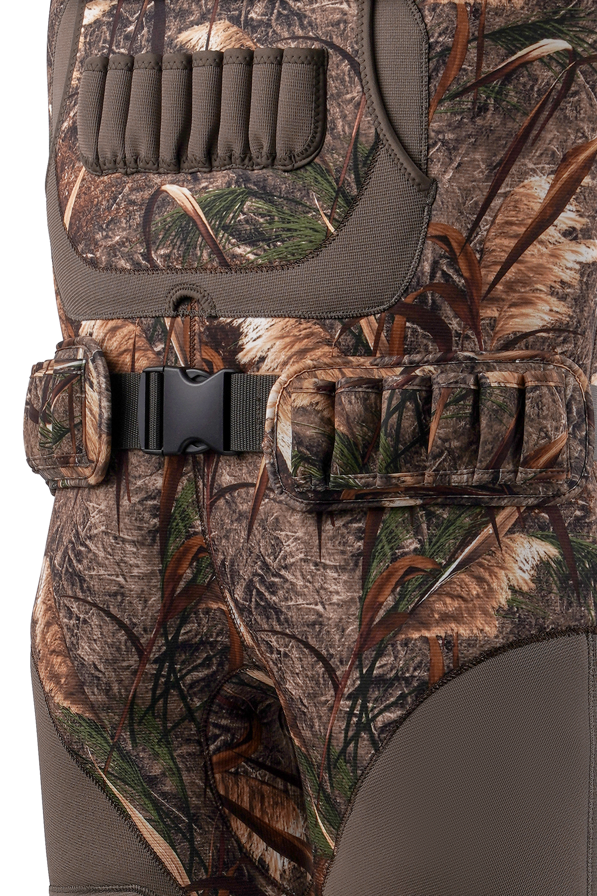 alt="Close-up of the waist belt area on Trudave FrostTrail Series men’s waterproof neoprene hunting chest waders with boots in Real Reed camo showing adjustable quick-release belt, reinforced stitching, and waterproof construction for secure fit and comfort during duck hunting"